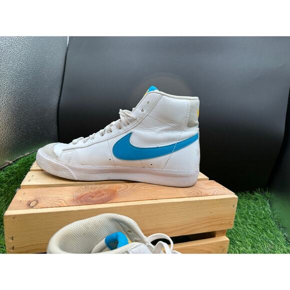 Nike- Blazers- White/Blue Swoosh- Size 6Y - Picture 5 of 10